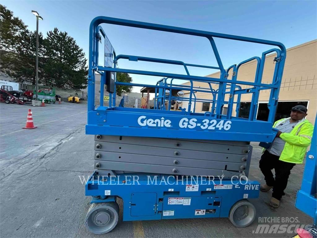 Genie GS3246 剪式升降機