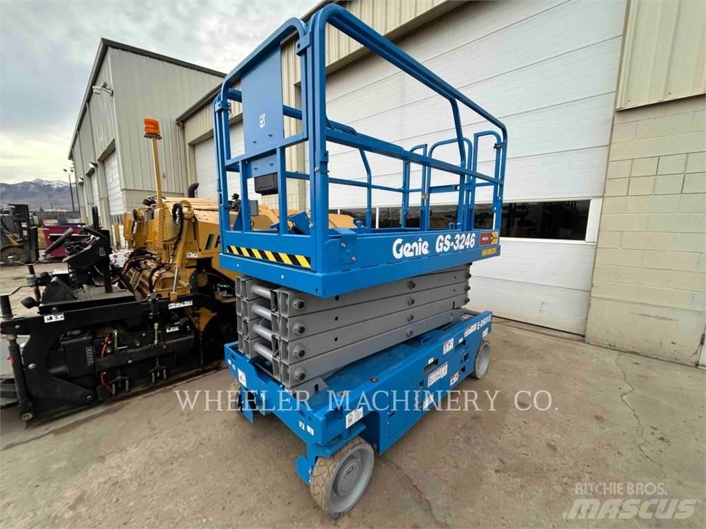 Genie GS3246 剪式升降機