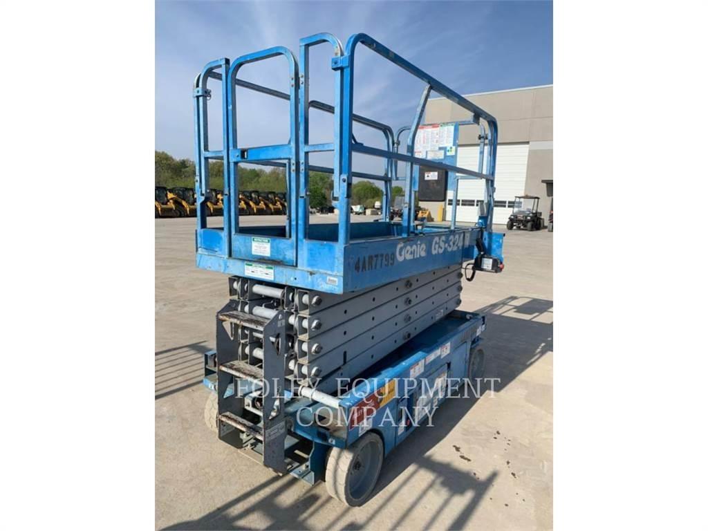 Genie GS3246 剪式升降機