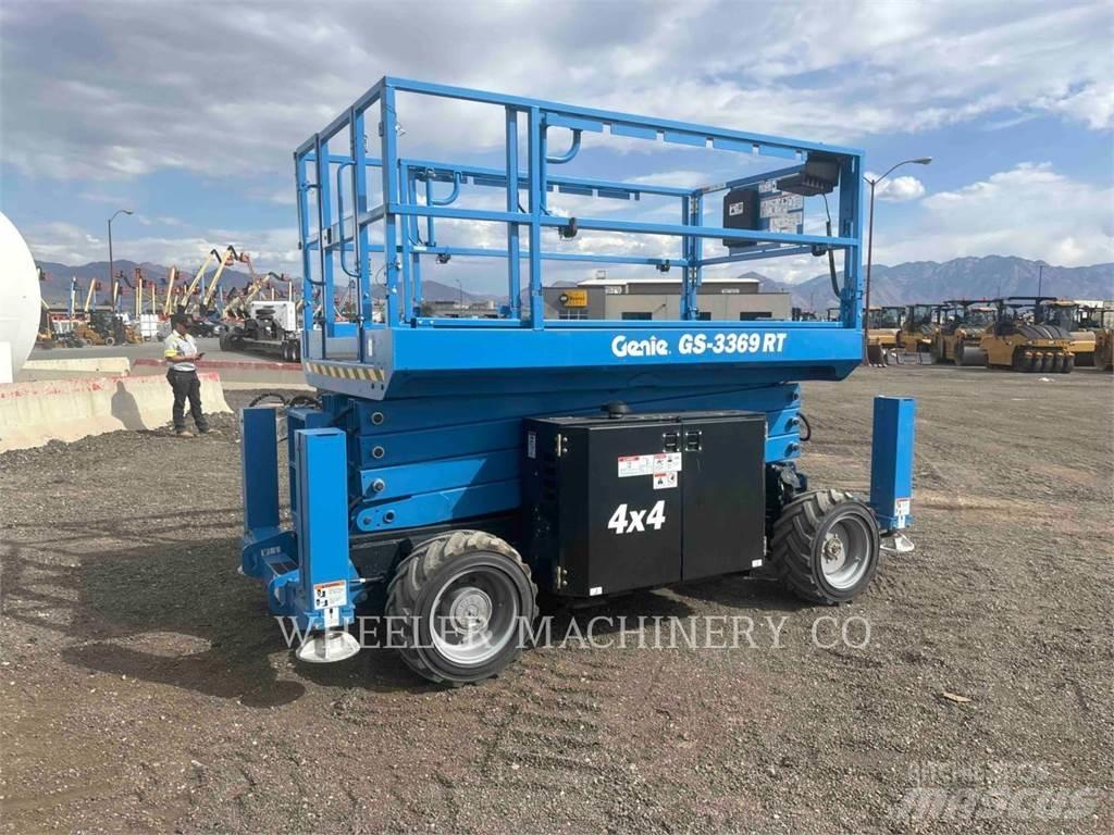 Genie GS3369 RT 剪式升降機