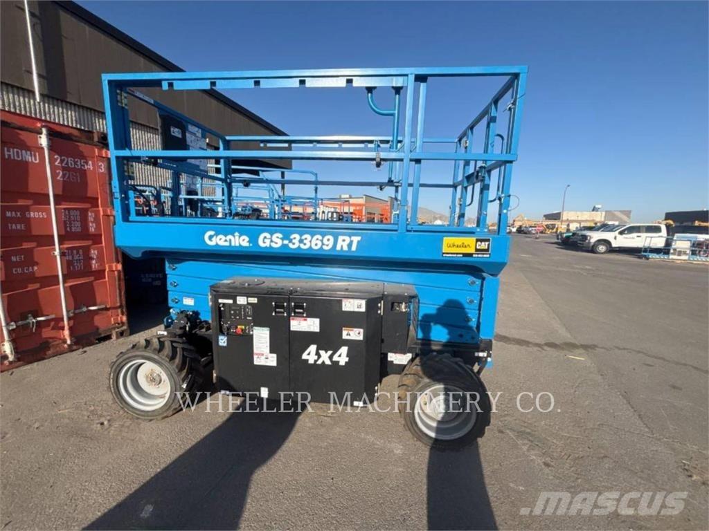 Genie RT3369 剪式升降機