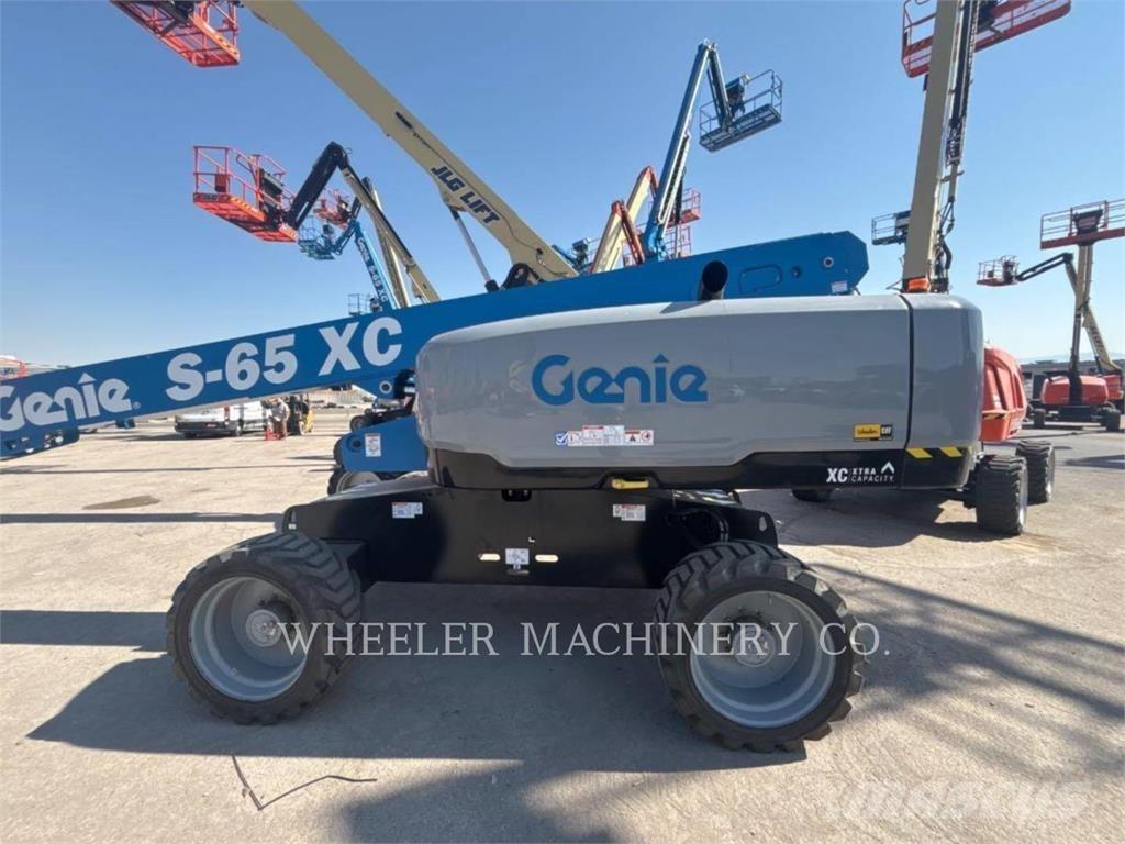 Genie S65XC 曲臂高空作業車