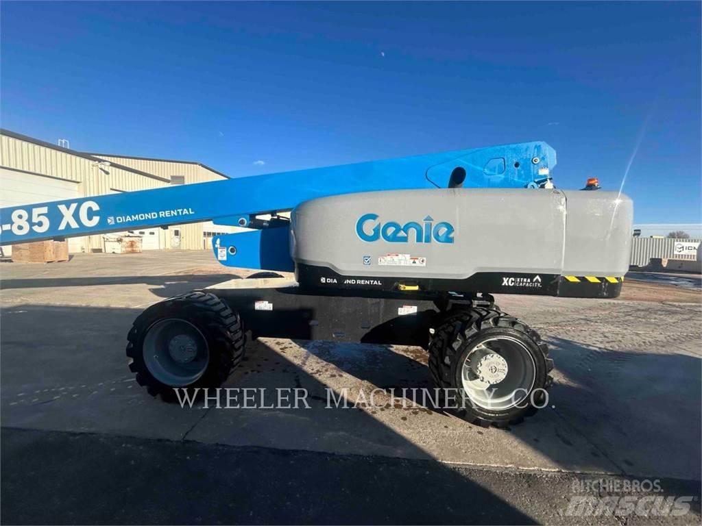 Genie S85XC 曲臂高空作業車