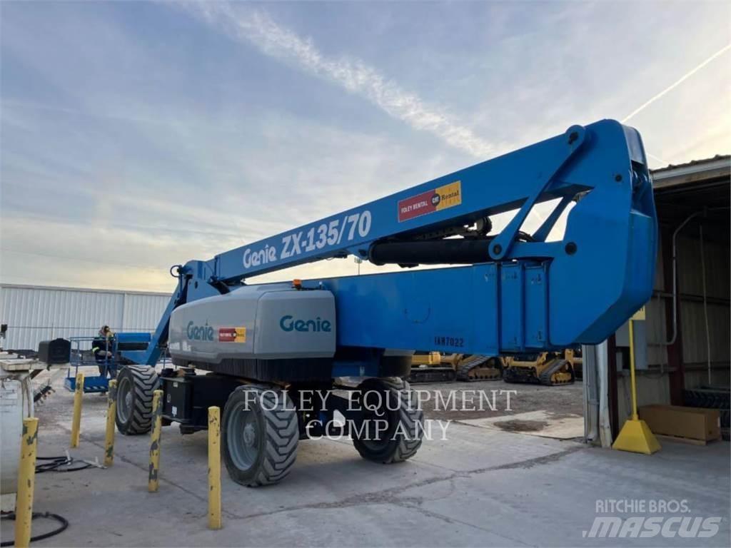 Genie ZX13570D4W 曲臂高空作業車