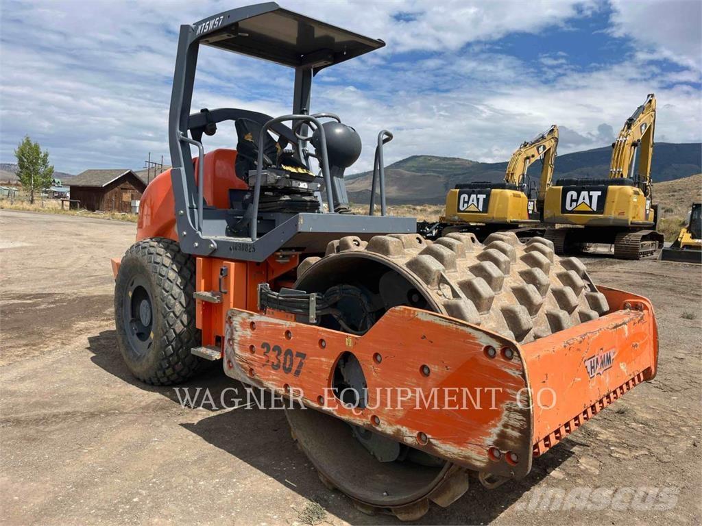 Hamm 3307 單輪滾壓機