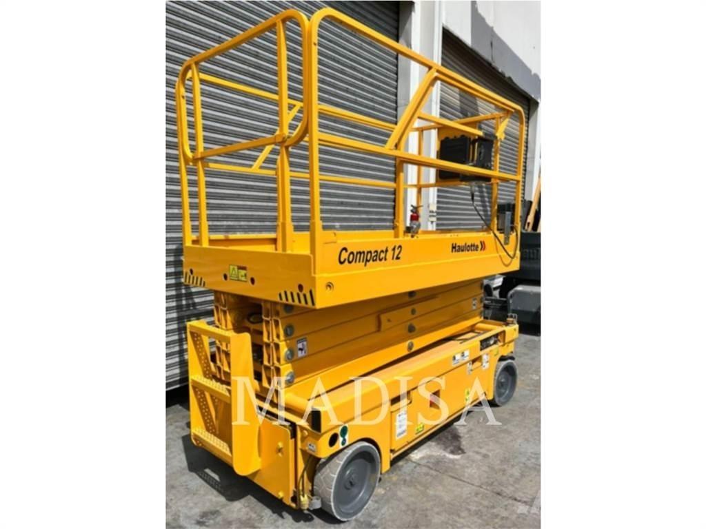 Haulotte COMPACT 12 剪式升降機