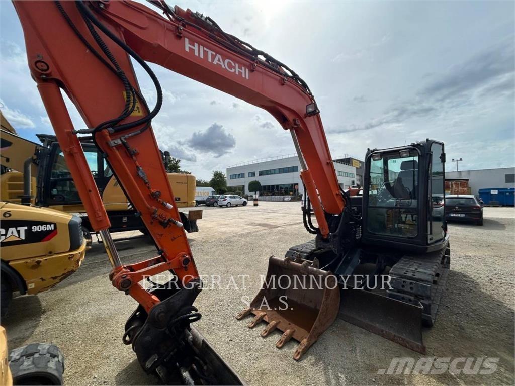 Hitachi ZAXIS85 輪胎式裝載機