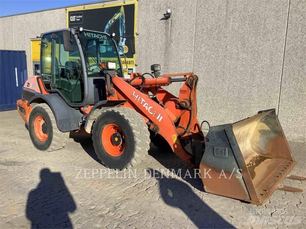 Hitachi ZW95 輪胎式裝載機