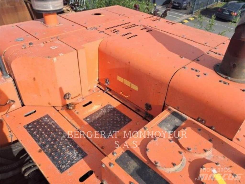 Hitachi ZX 670 45 履帶式 挖土機/掘鑿機/挖掘機