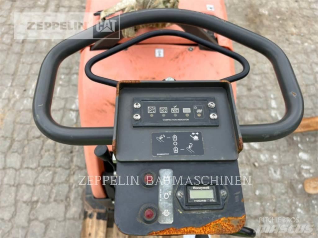 Husqvarna LG504 夯實機(夯土機)