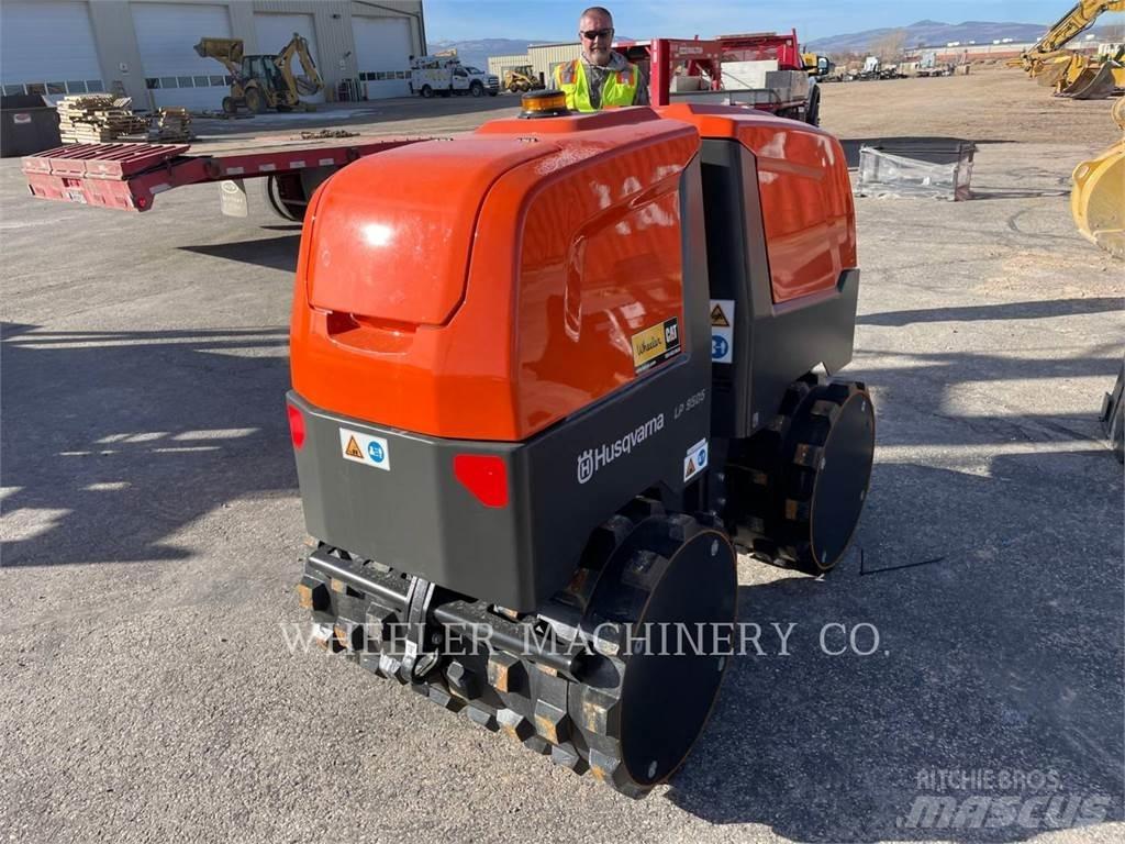 Husqvarna LP9505 雙輪滾壓機
