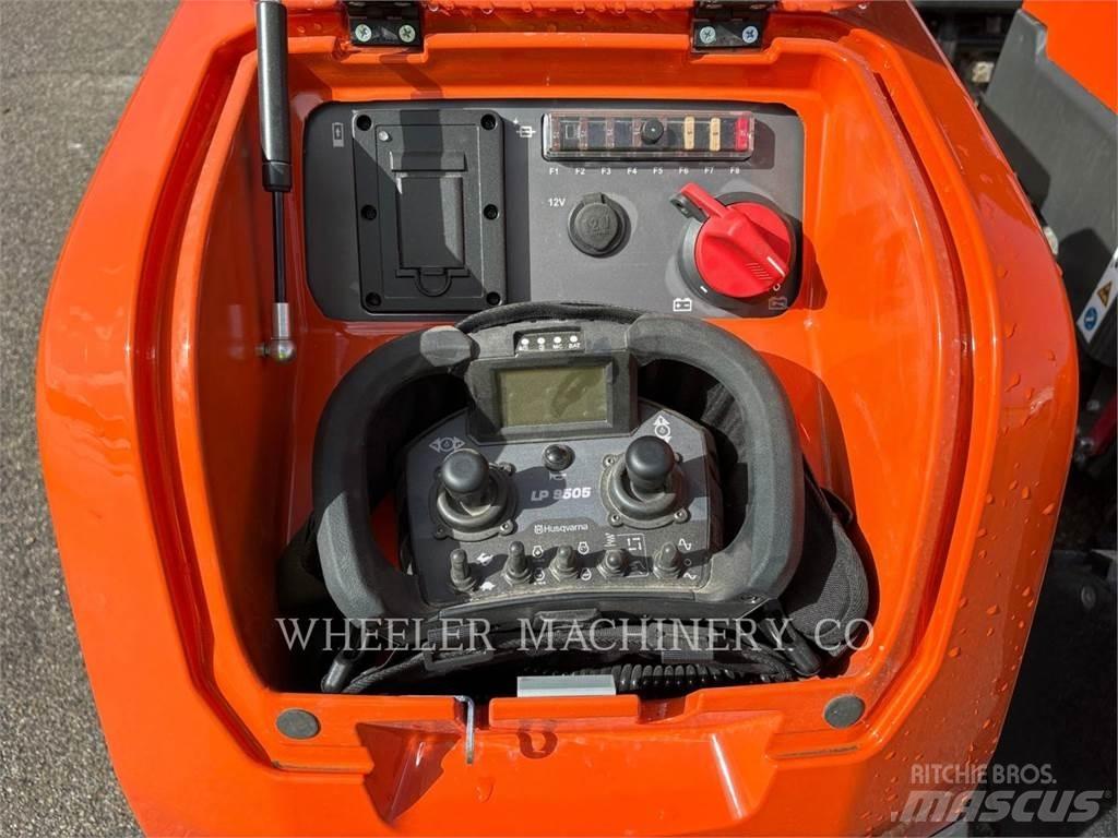 Husqvarna LP9505 雙輪滾壓機