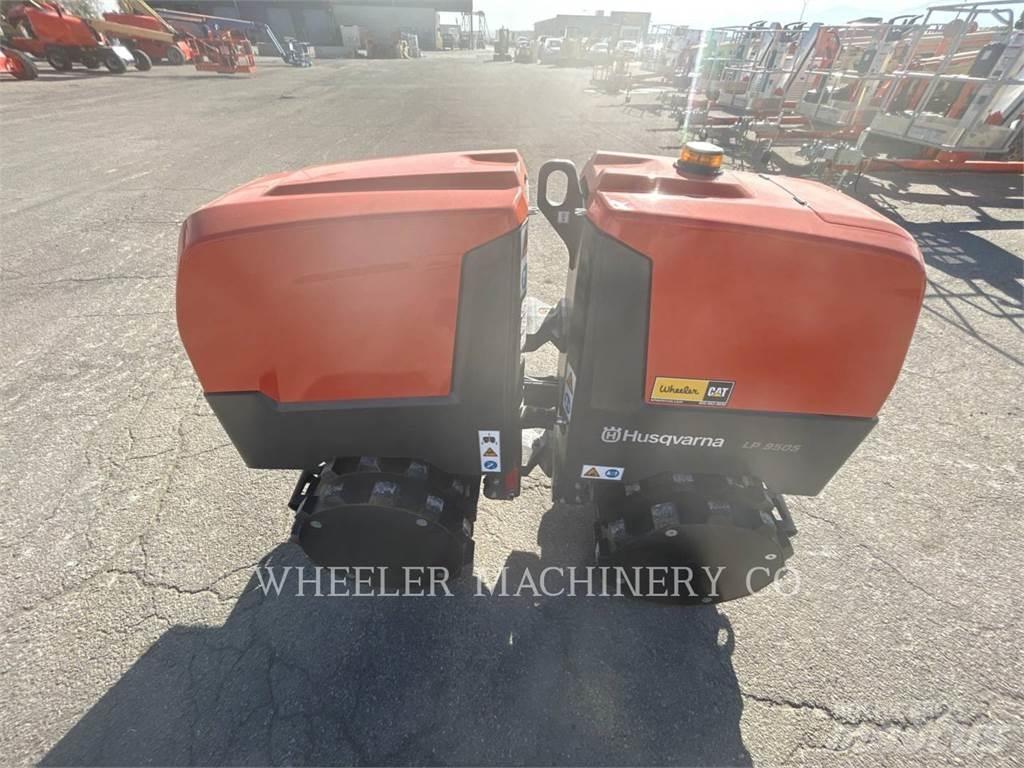 Husqvarna LP9505 雙輪滾壓機
