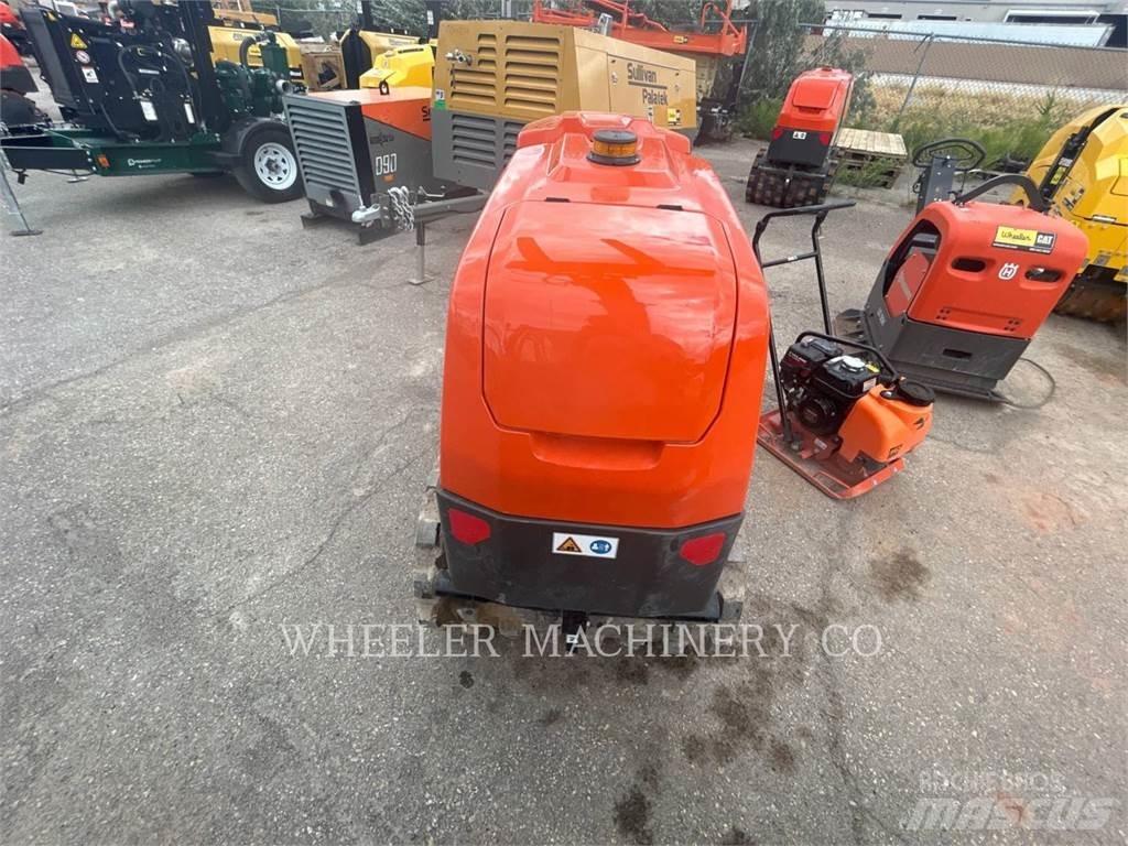 Husqvarna LP9505 雙輪滾壓機