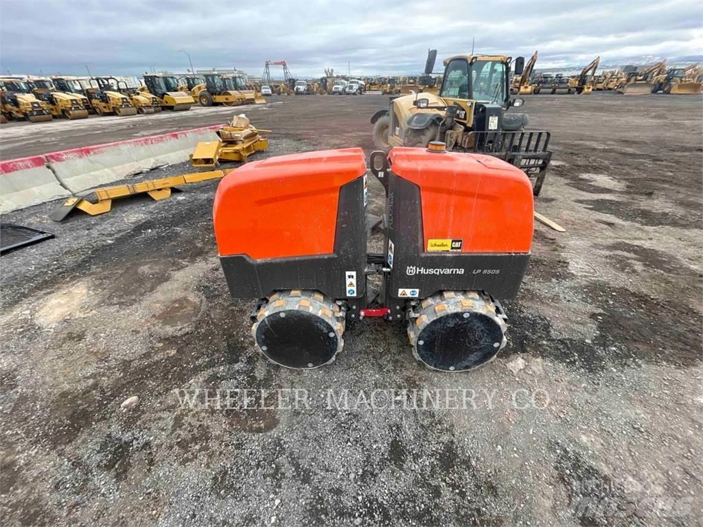 Husqvarna LP9505 雙輪滾壓機