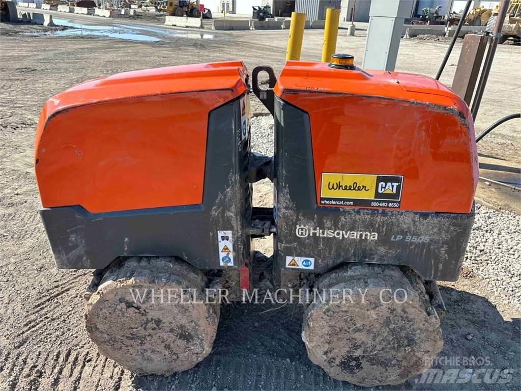 Husqvarna LP9505 雙輪滾壓機