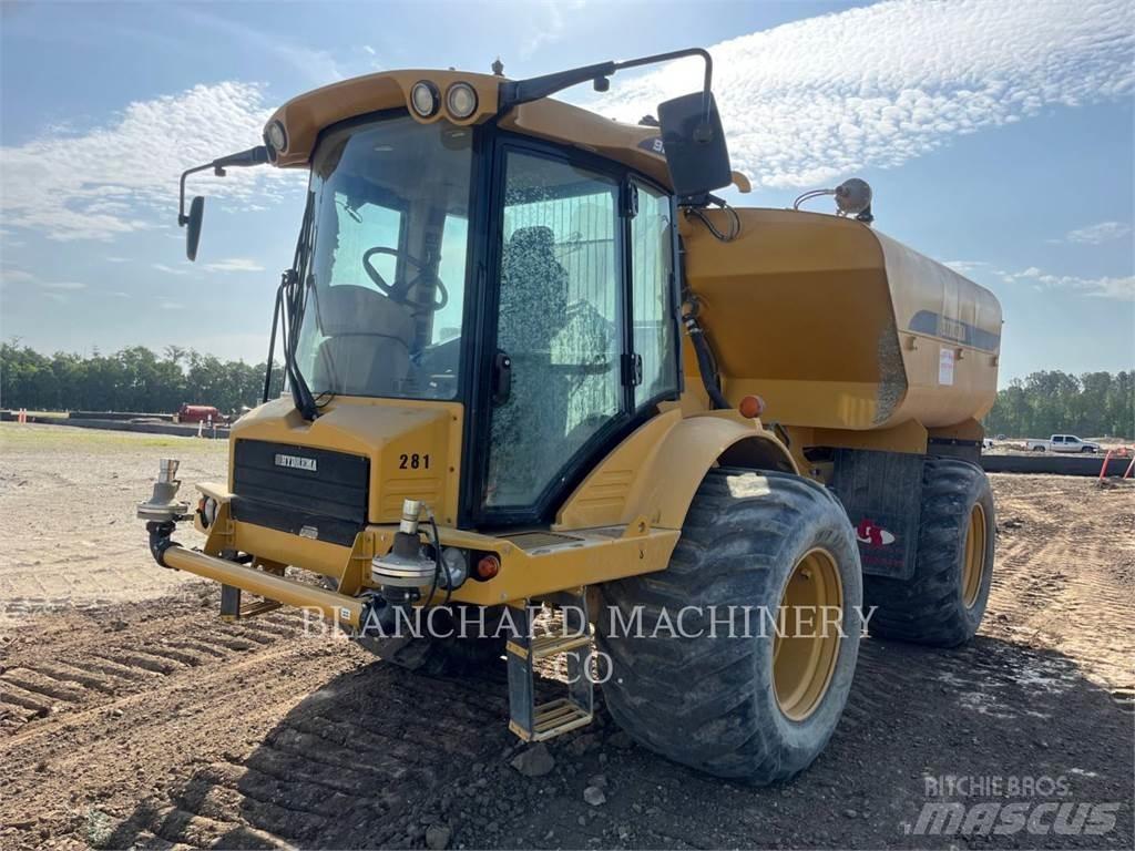 Hydrema 912HM 運油車