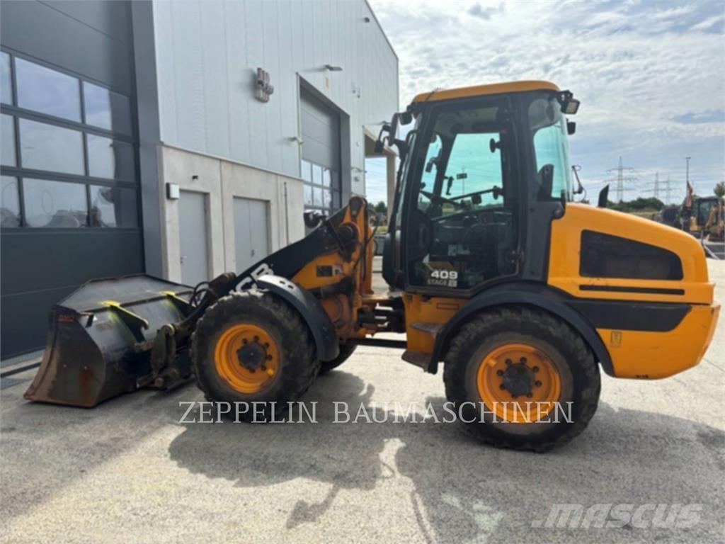 JCB 409 輪胎式裝載機