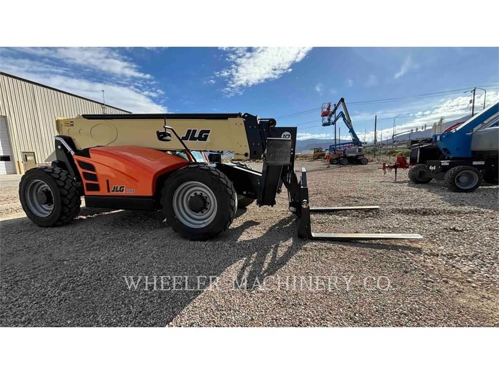 JLG 1055 伸縮臂操作車