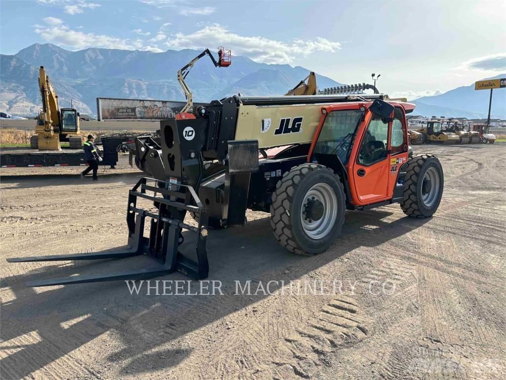JLG 1055 伸縮臂操作車