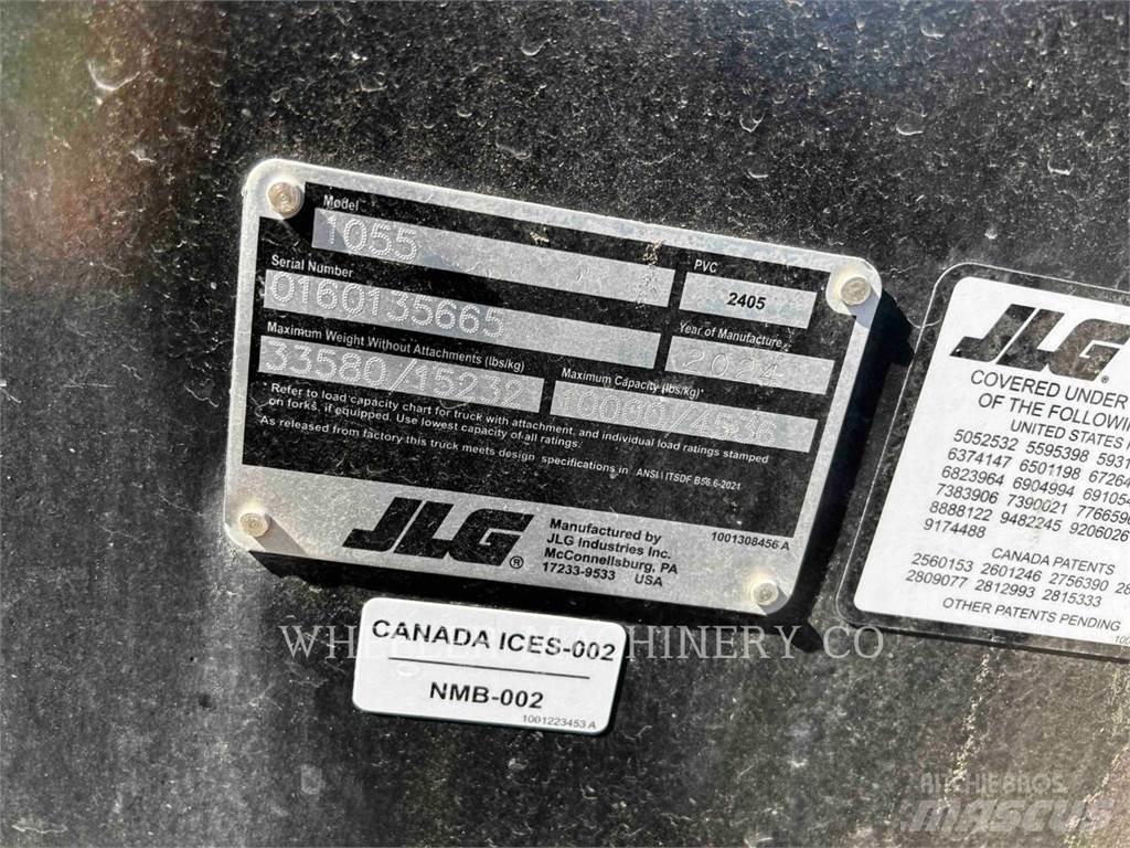 JLG 1055 伸縮臂操作車