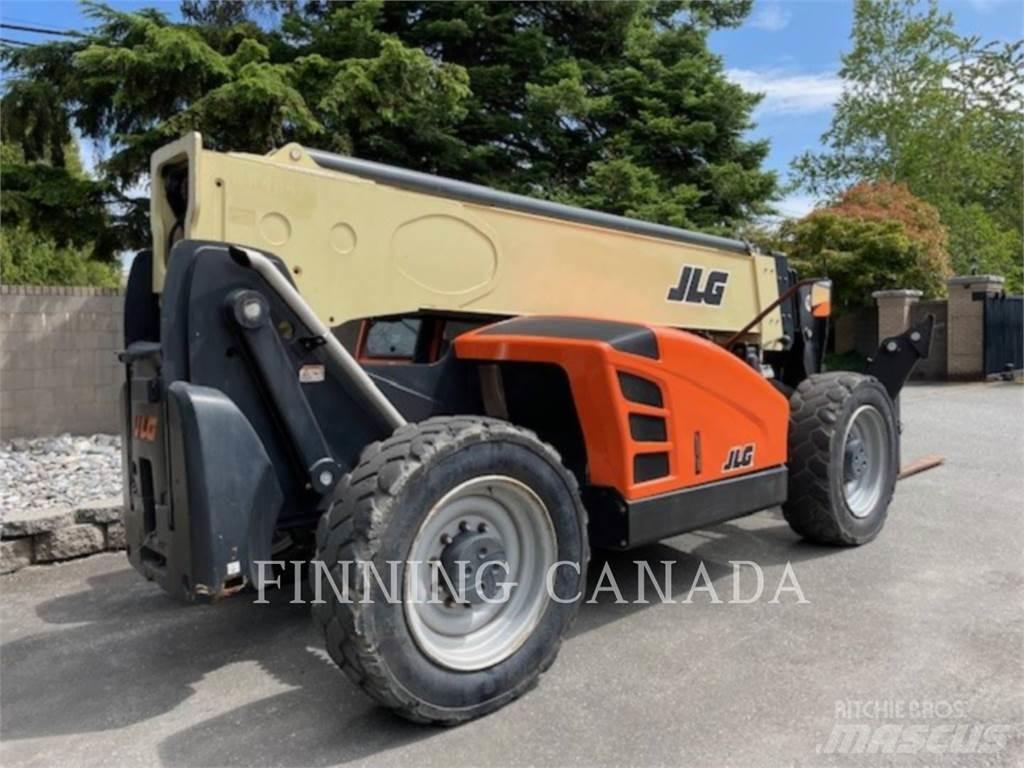 JLG 1055 伸縮臂操作車