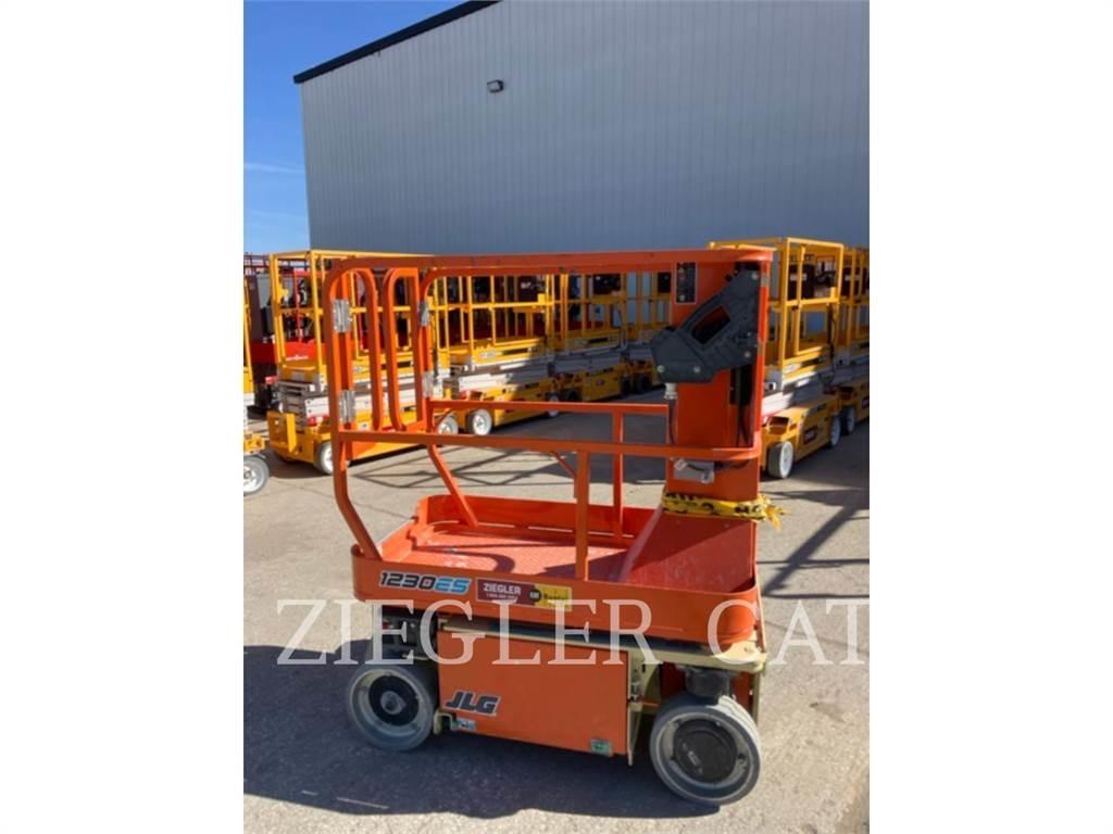 JLG 1230ES 剪式升降機