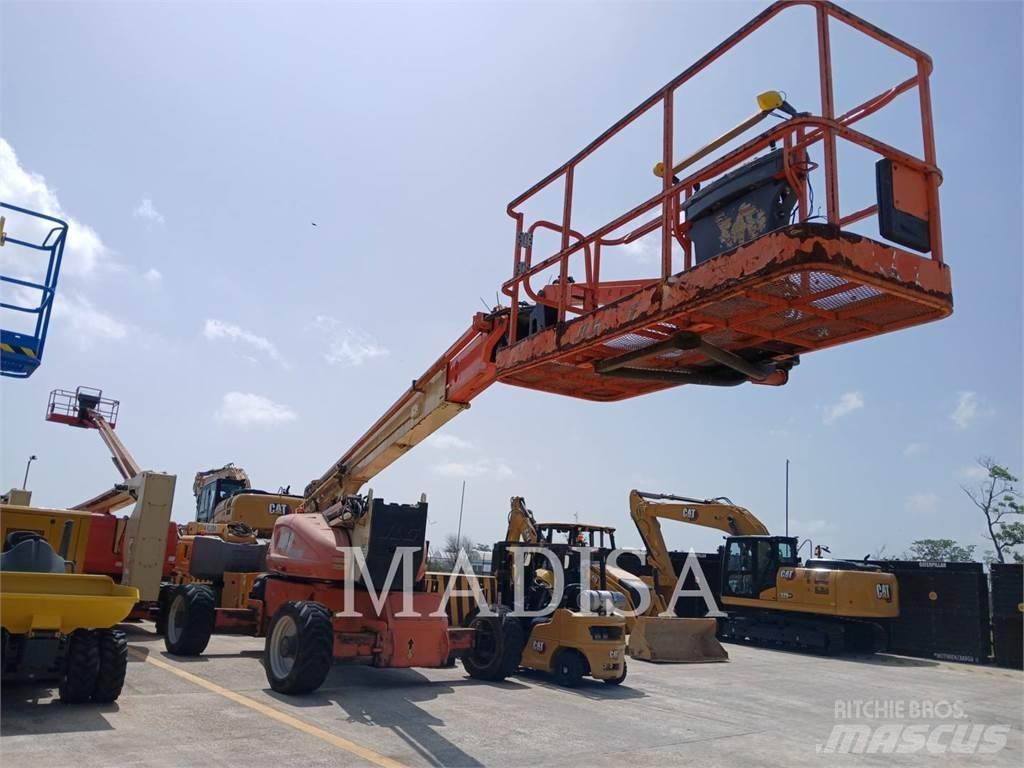 JLG 1250AJP 曲臂高空作業車