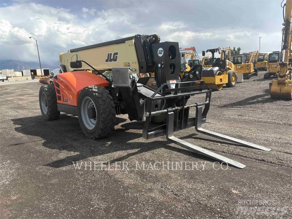 JLG 1255 伸縮臂操作車