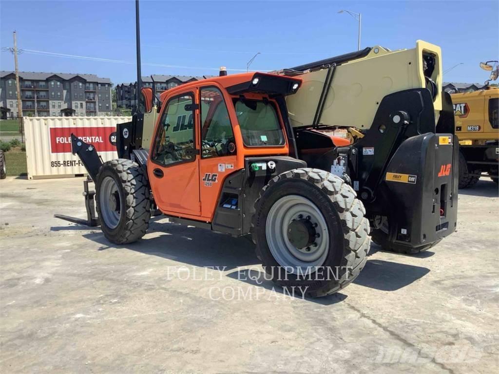 JLG 1255 伸縮臂操作車