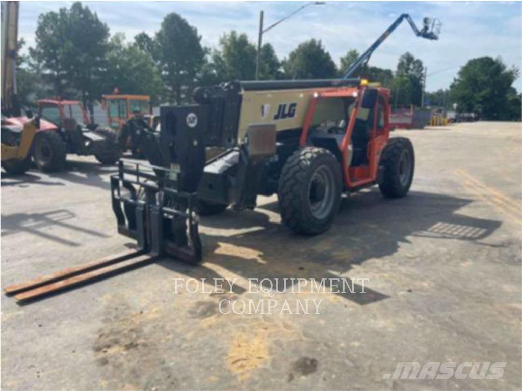 JLG 1255O 伸縮臂操作車