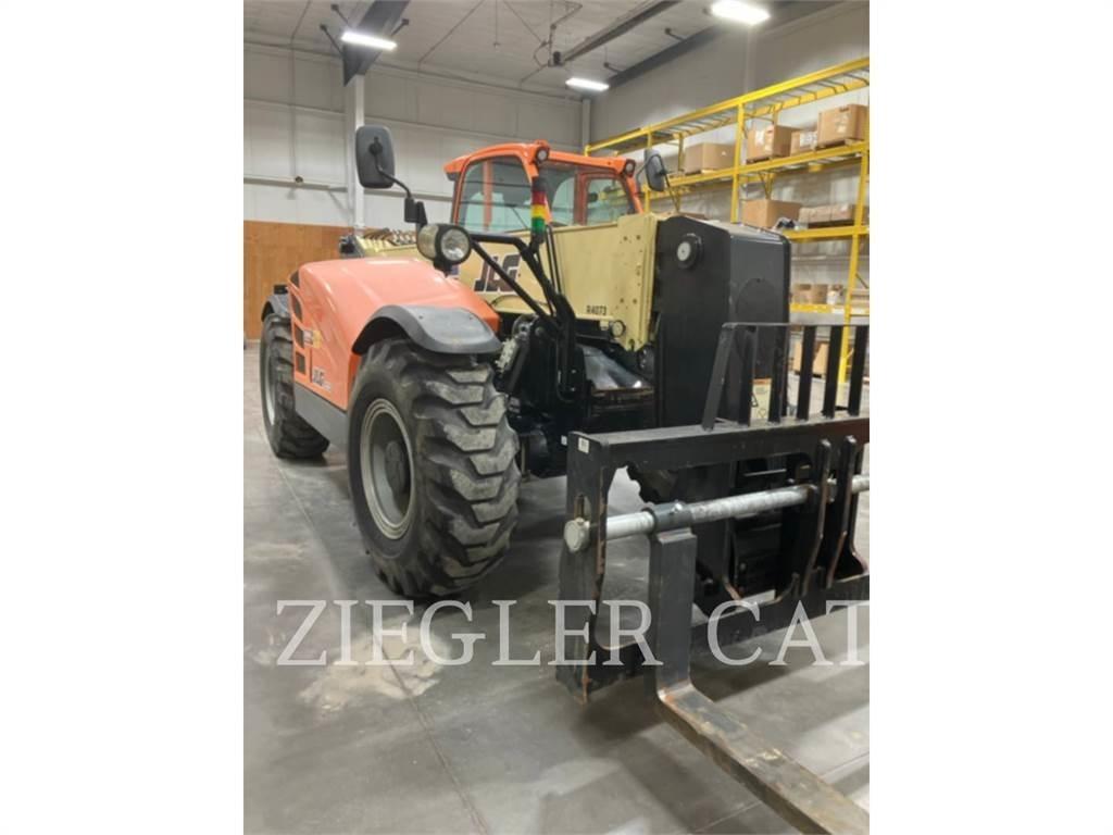 JLG 1732 伸縮臂操作車