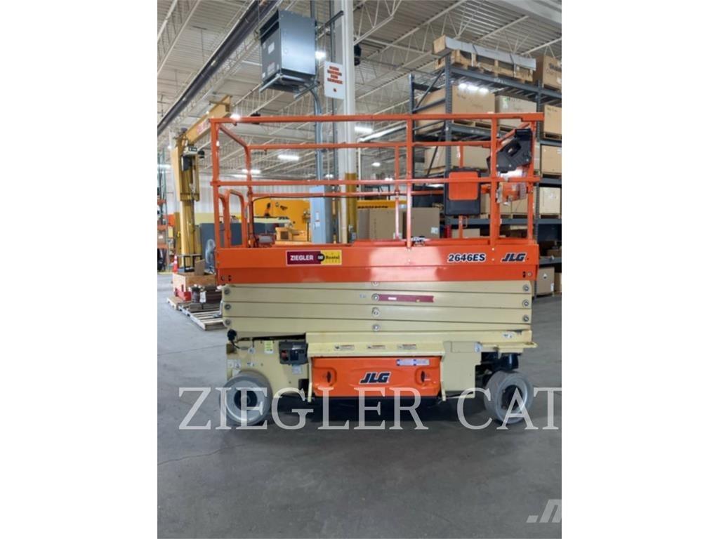 JLG 2646ES 剪式升降機