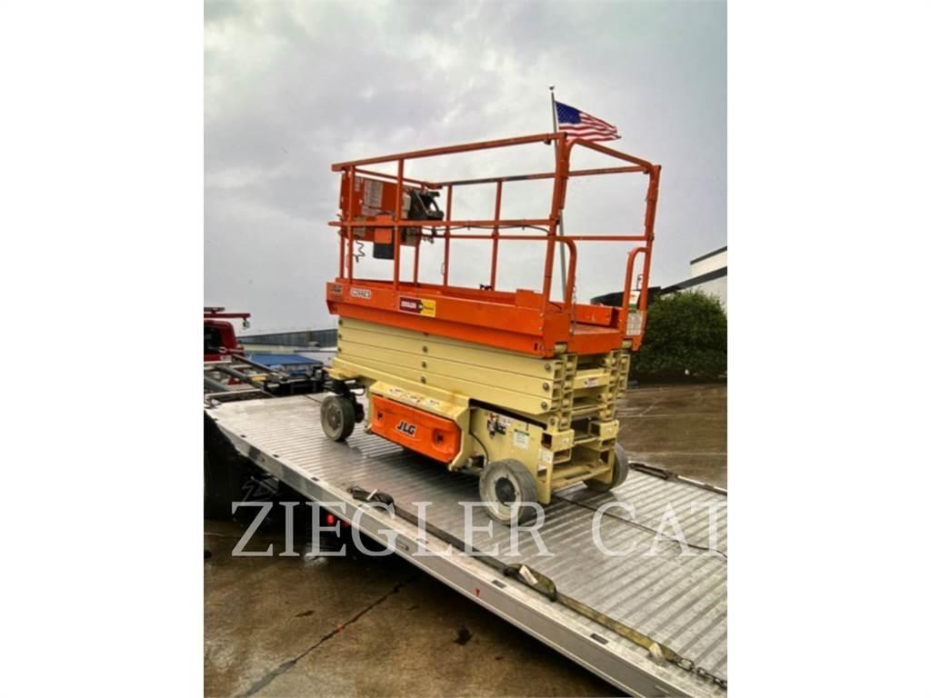 JLG 3246ES 剪式升降機