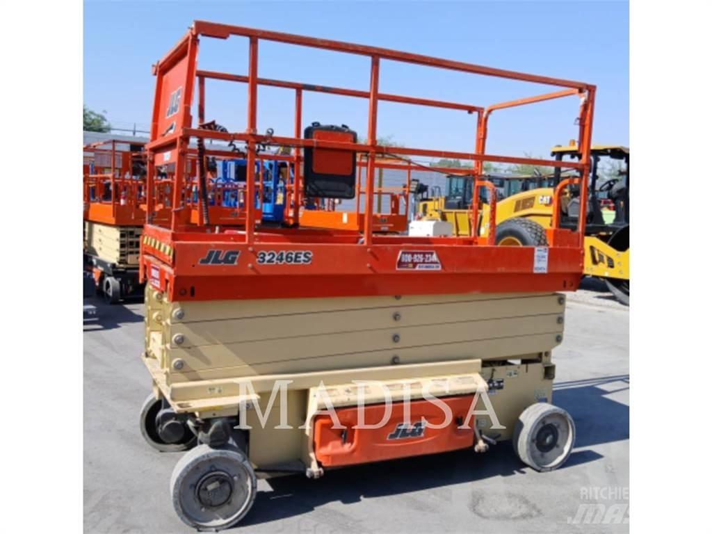 JLG 3246ES 剪式升降機