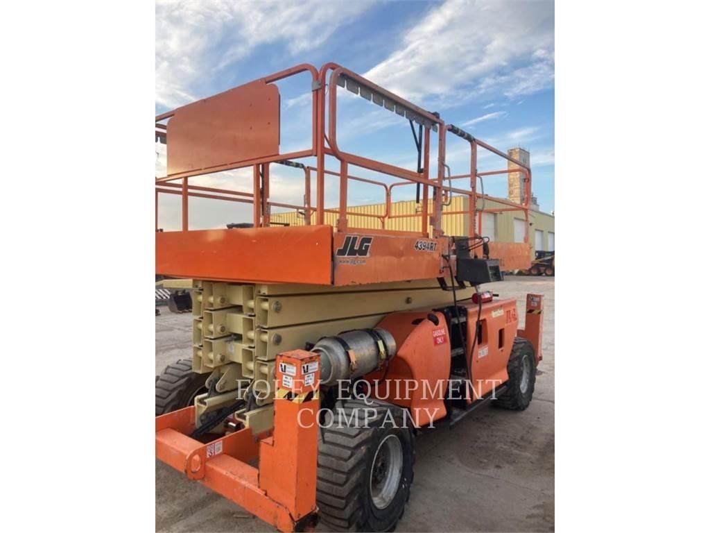 JLG 4394RTDFO 剪式升降機
