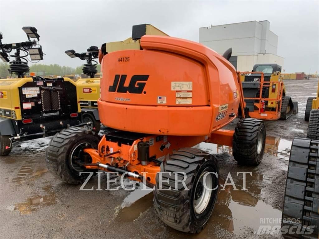 JLG 450AJ 曲臂高空作業車