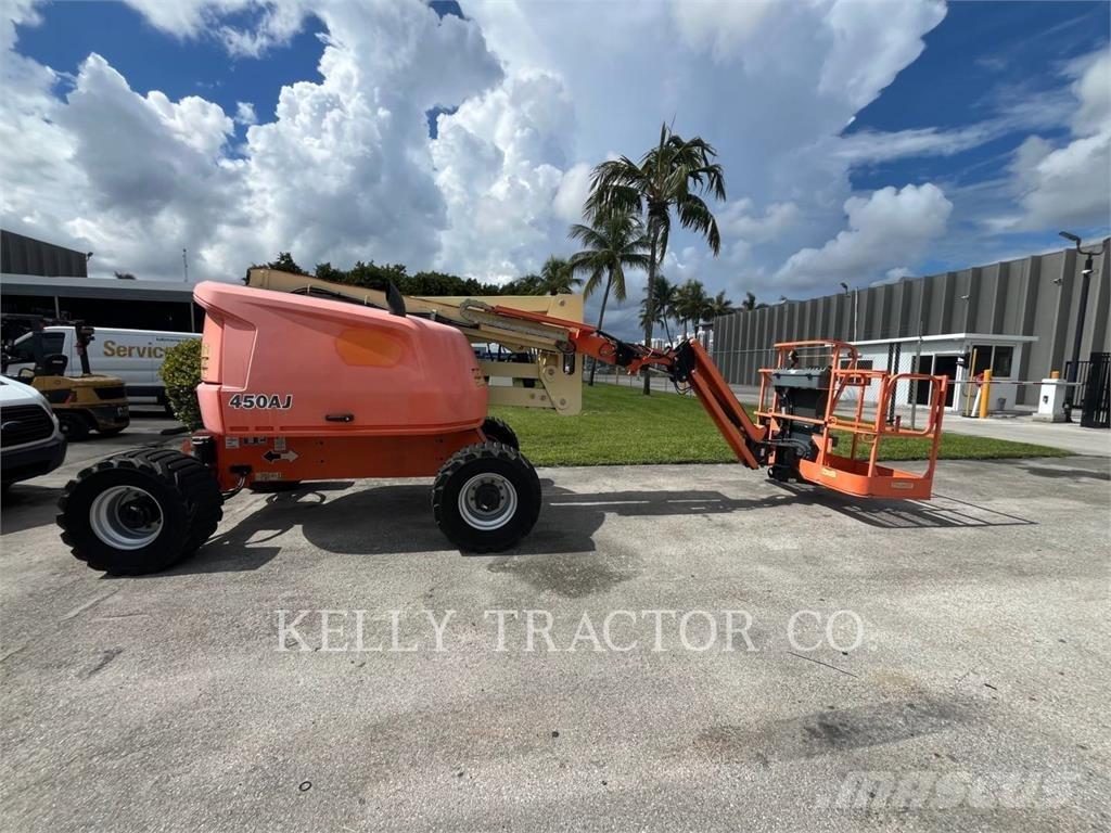 JLG 450AJ 曲臂高空作業車