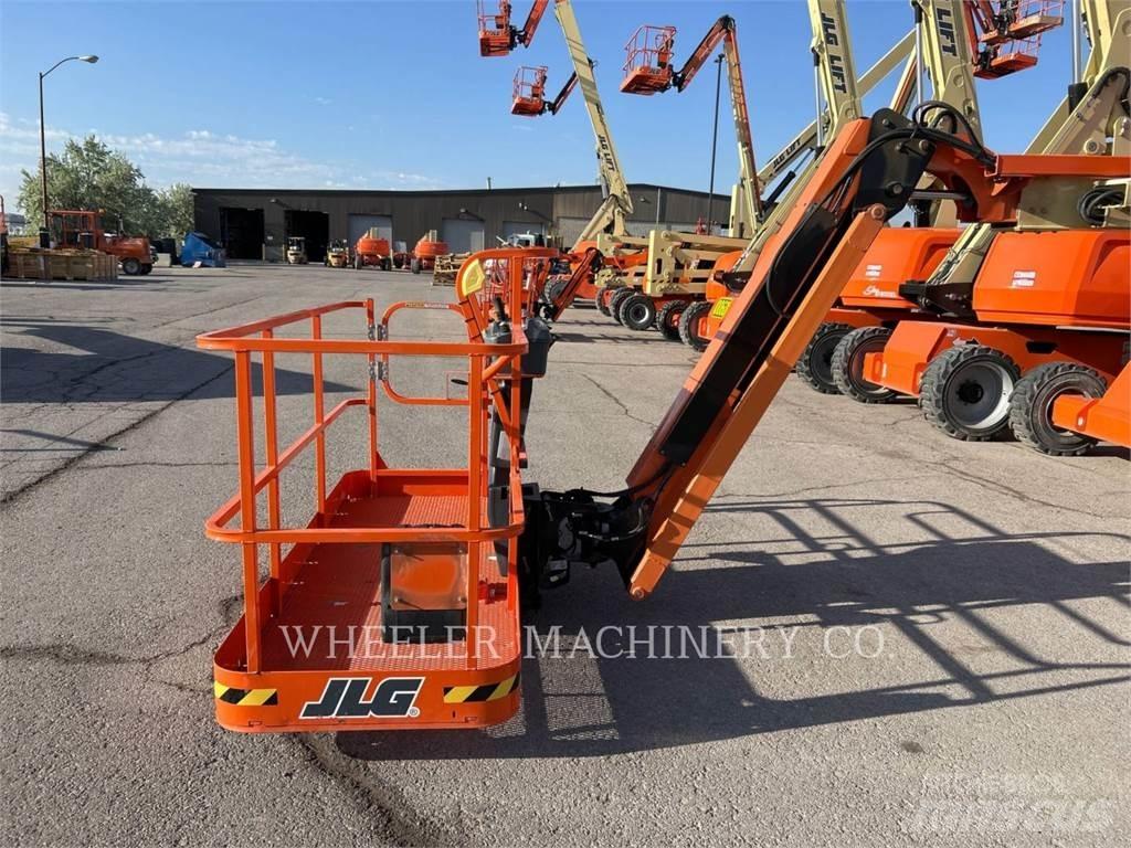 JLG 460SJ 曲臂高空作業車