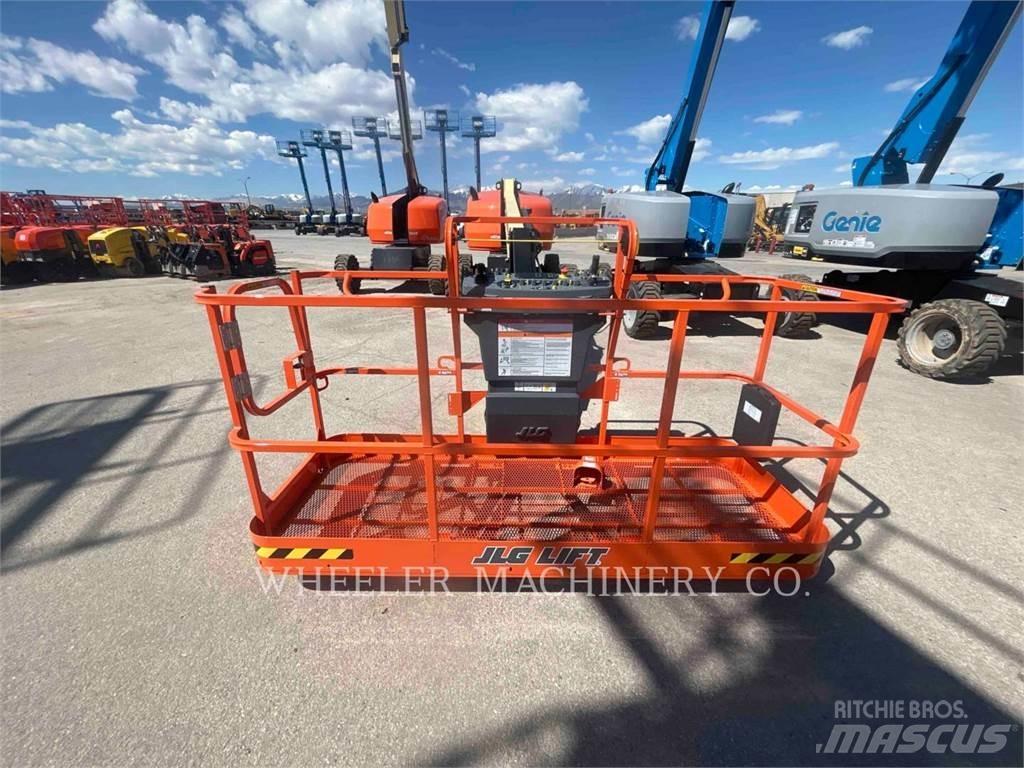 JLG 460SJ 曲臂高空作業車