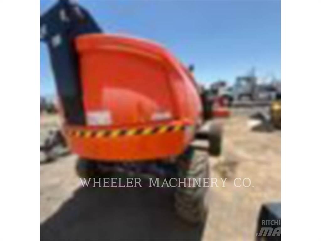 JLG 460SJ 曲臂高空作業車