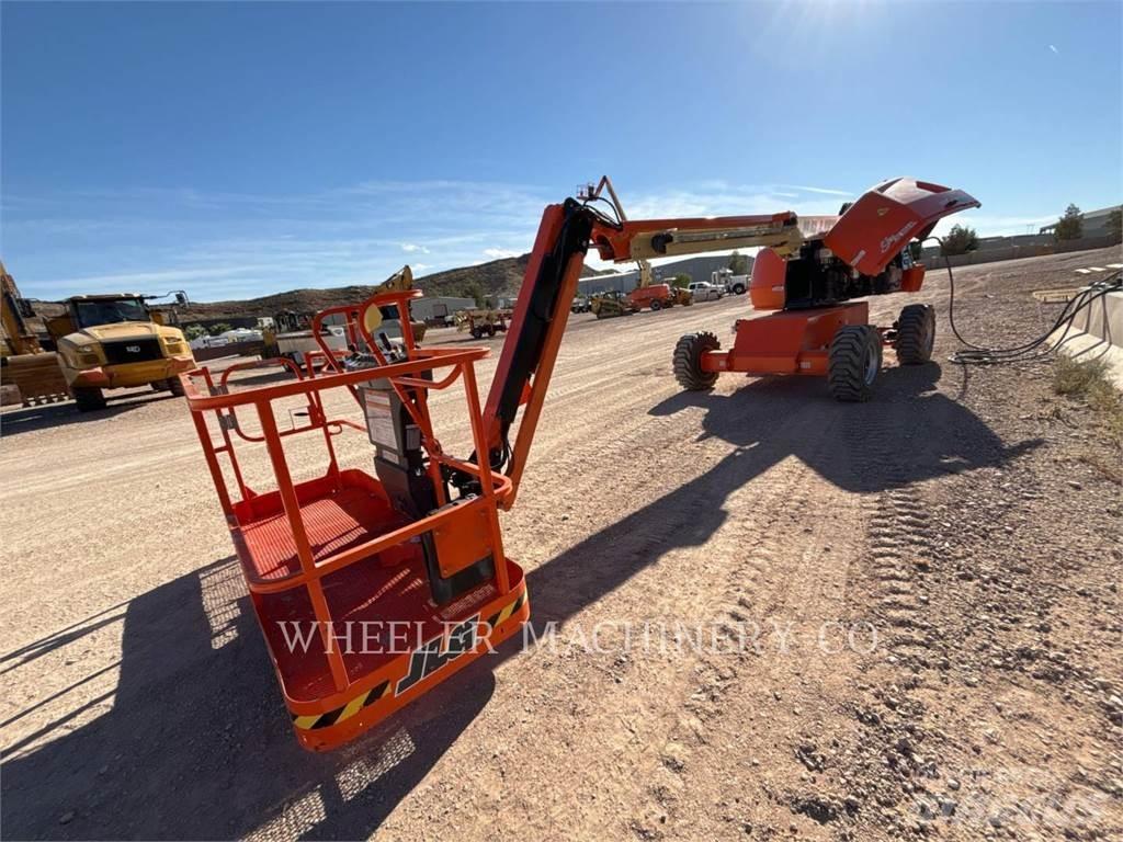 JLG 460SJ SP 曲臂高空作業車