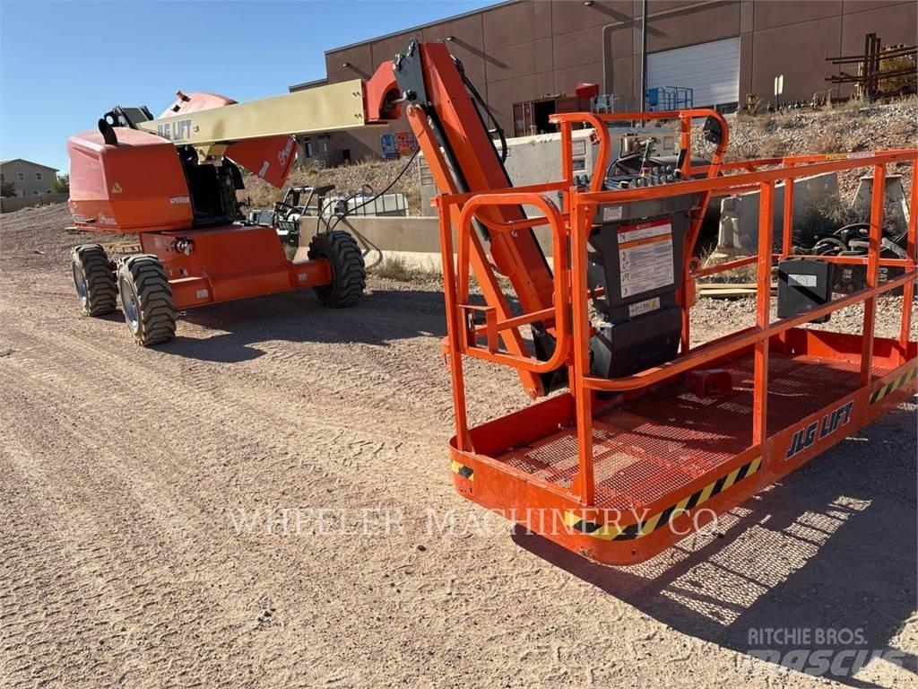 JLG 460SJ SP 曲臂高空作業車