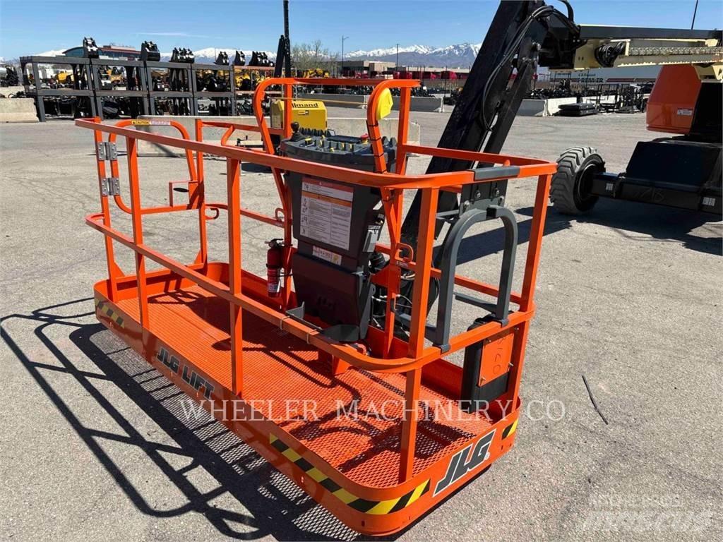 JLG 460SJ SP 曲臂高空作業車