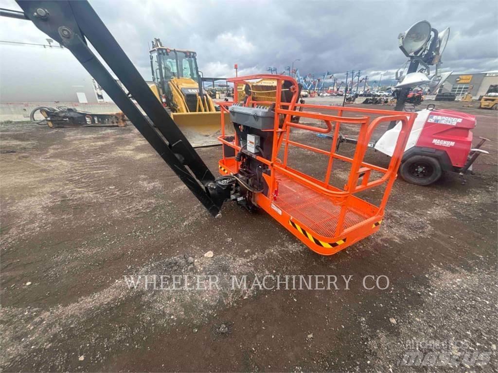 JLG 460SJ SP 曲臂高空作業車