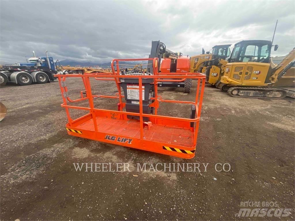 JLG 460SJ SP 曲臂高空作業車