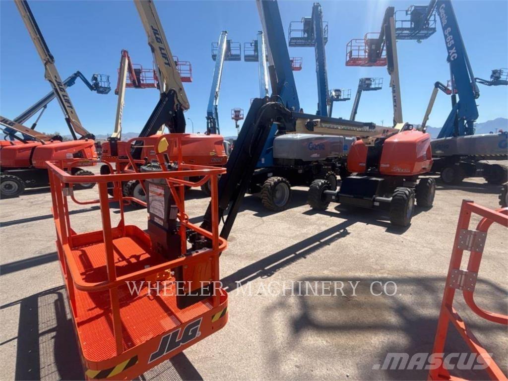JLG 460SJ SP 曲臂高空作業車