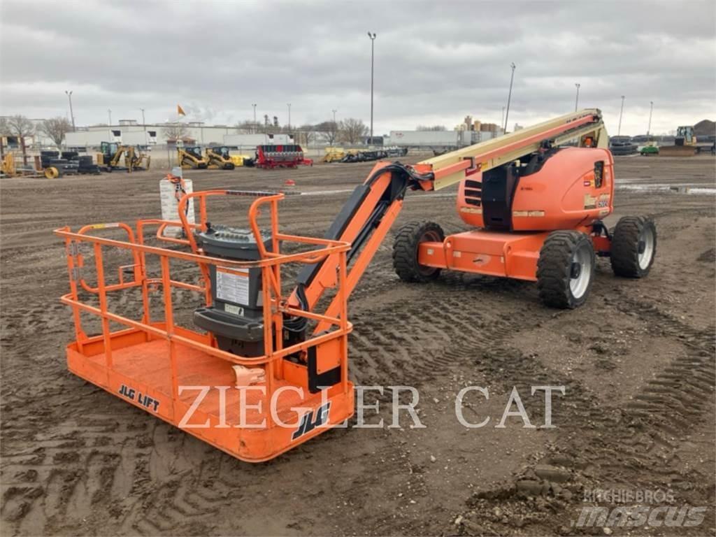 JLG 600AJ 曲臂高空作業車