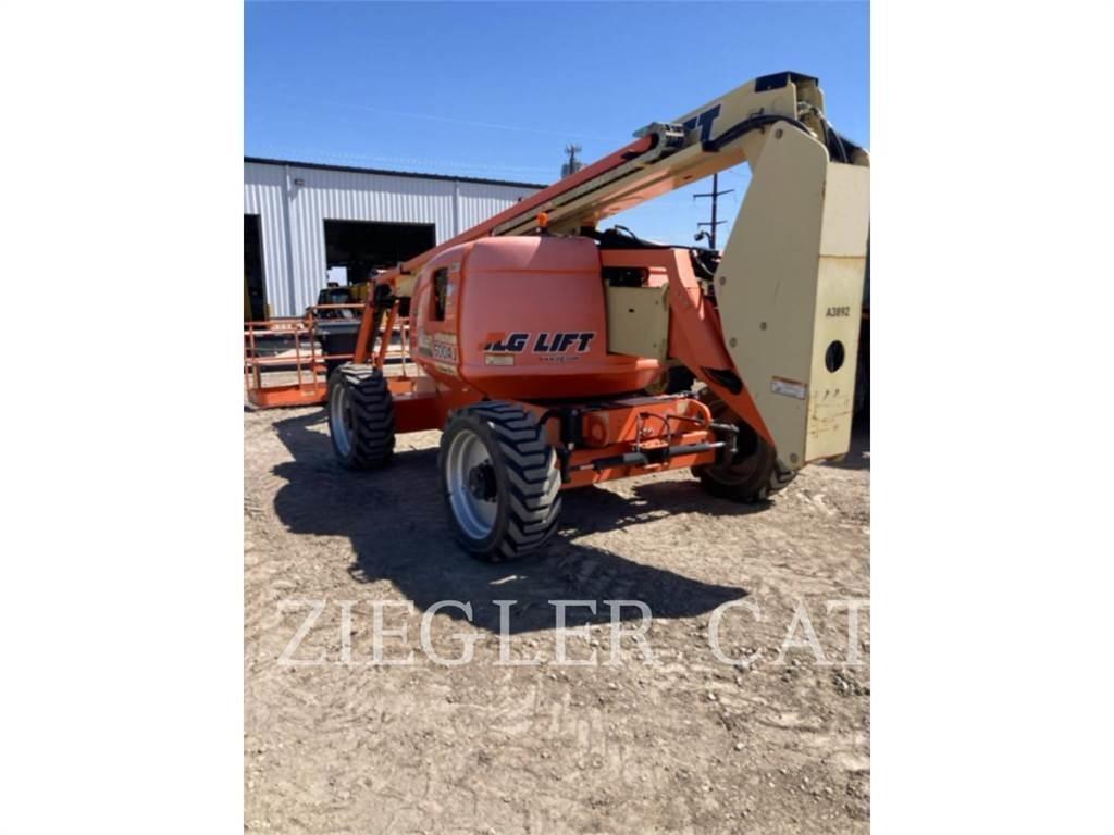 JLG 600AJ 曲臂高空作業車