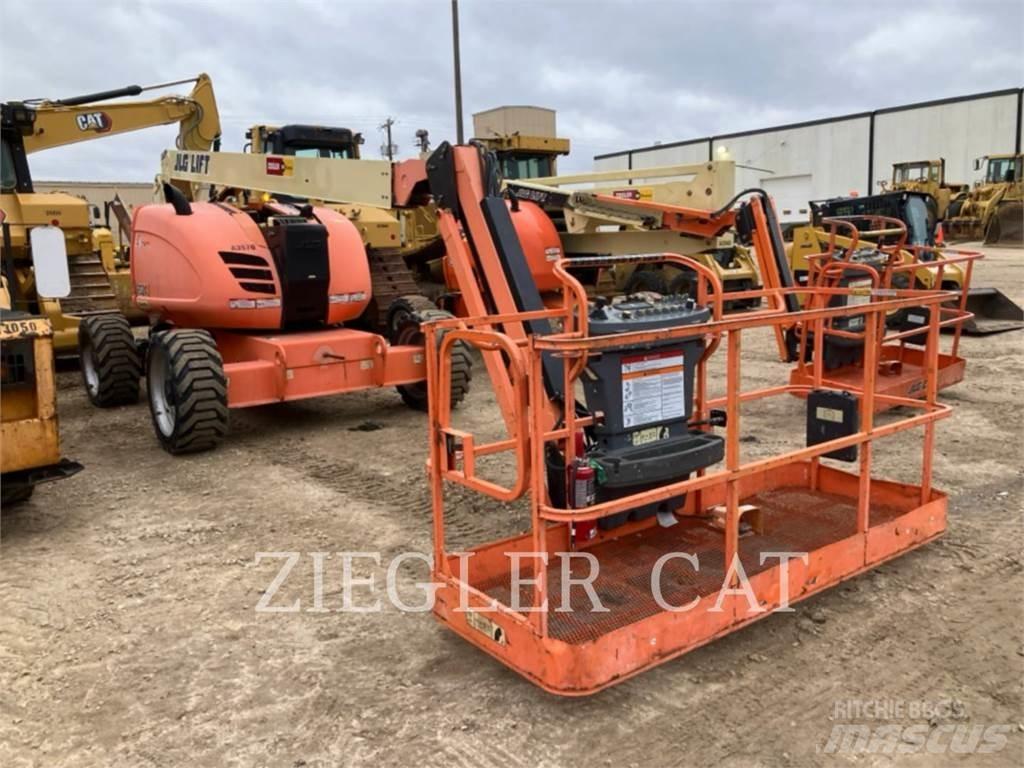 JLG 600AJ 曲臂高空作業車